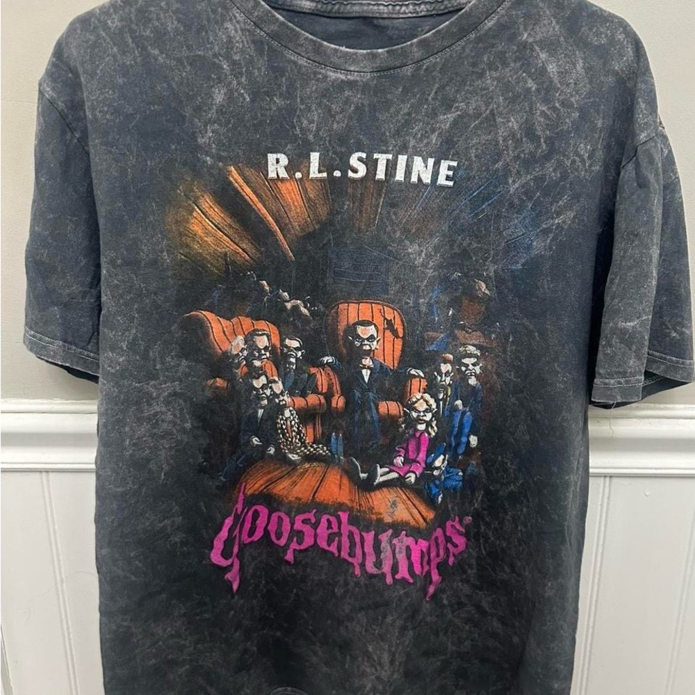 Goosebumps Graphic T-Shirt - Black